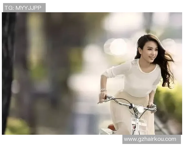 以镜头回顾那一幕选秀现场真情流露感动无数观众泪水涌现