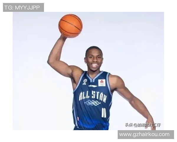 篮球八卦凭借精彩表现荣获月度最佳球员称号 实至名归引发广泛关注